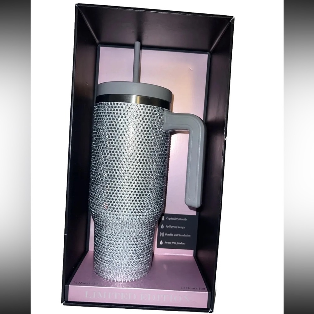 Limited Edition Hydrapeak Rhinestone Tumblr TIKTOK VIRAL